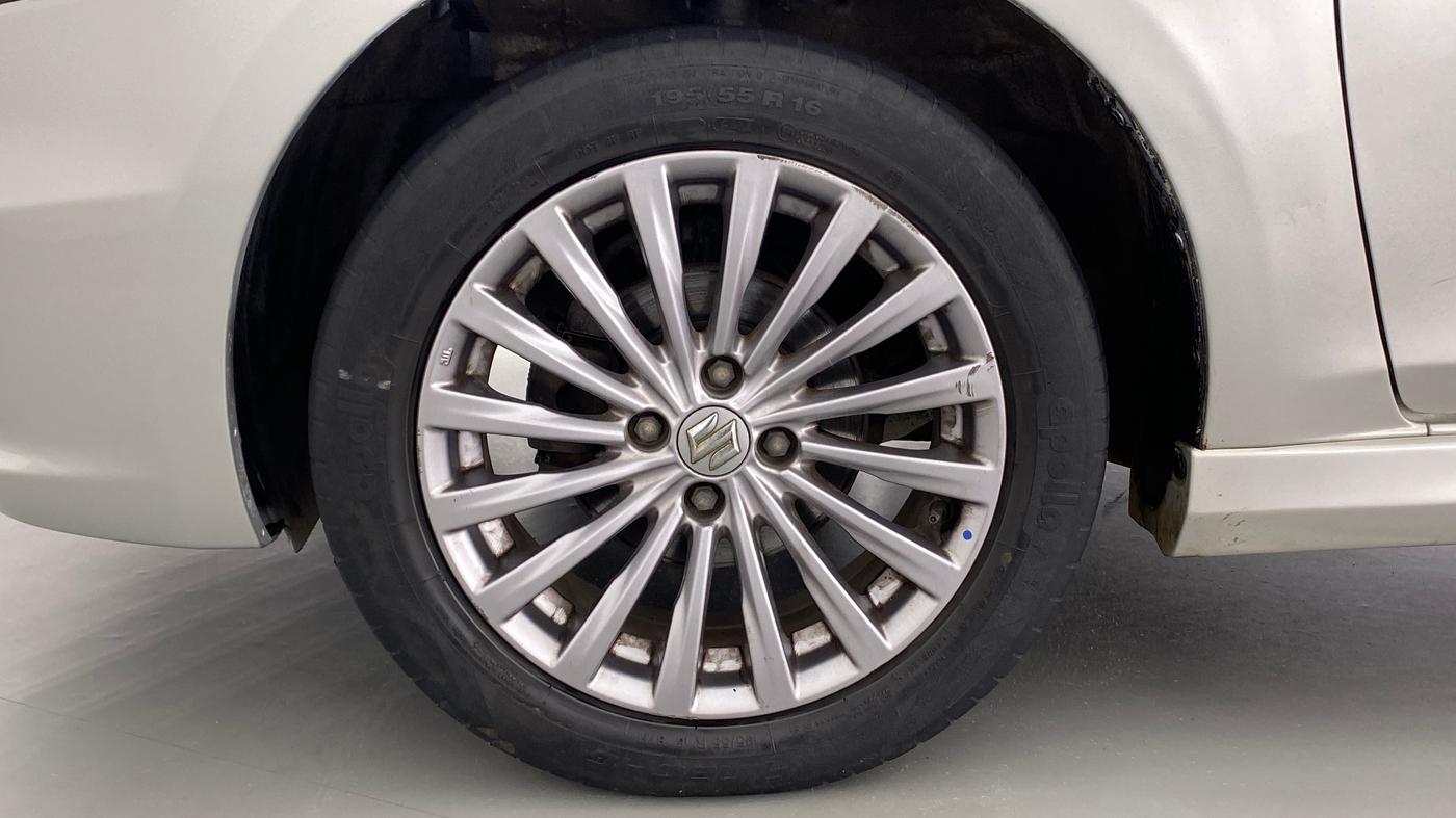 2017 Maruti Ciaz 1.4 S, Petrol, Manual, 33,792 km, Left Front Wheel