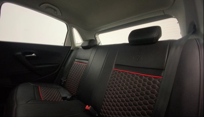 2021 Volkswagen Polo COMFORTLINE 1.0L TSI, Petrol, Manual, 47,415 km, Right Side Rear Door Cabin