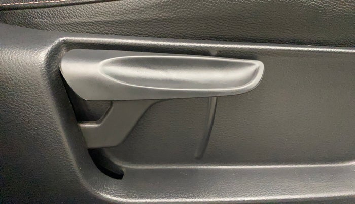 2021 Volkswagen Polo COMFORTLINE 1.0L TSI, Petrol, Manual, 47,415 km, Driver Side Adjustment Panel