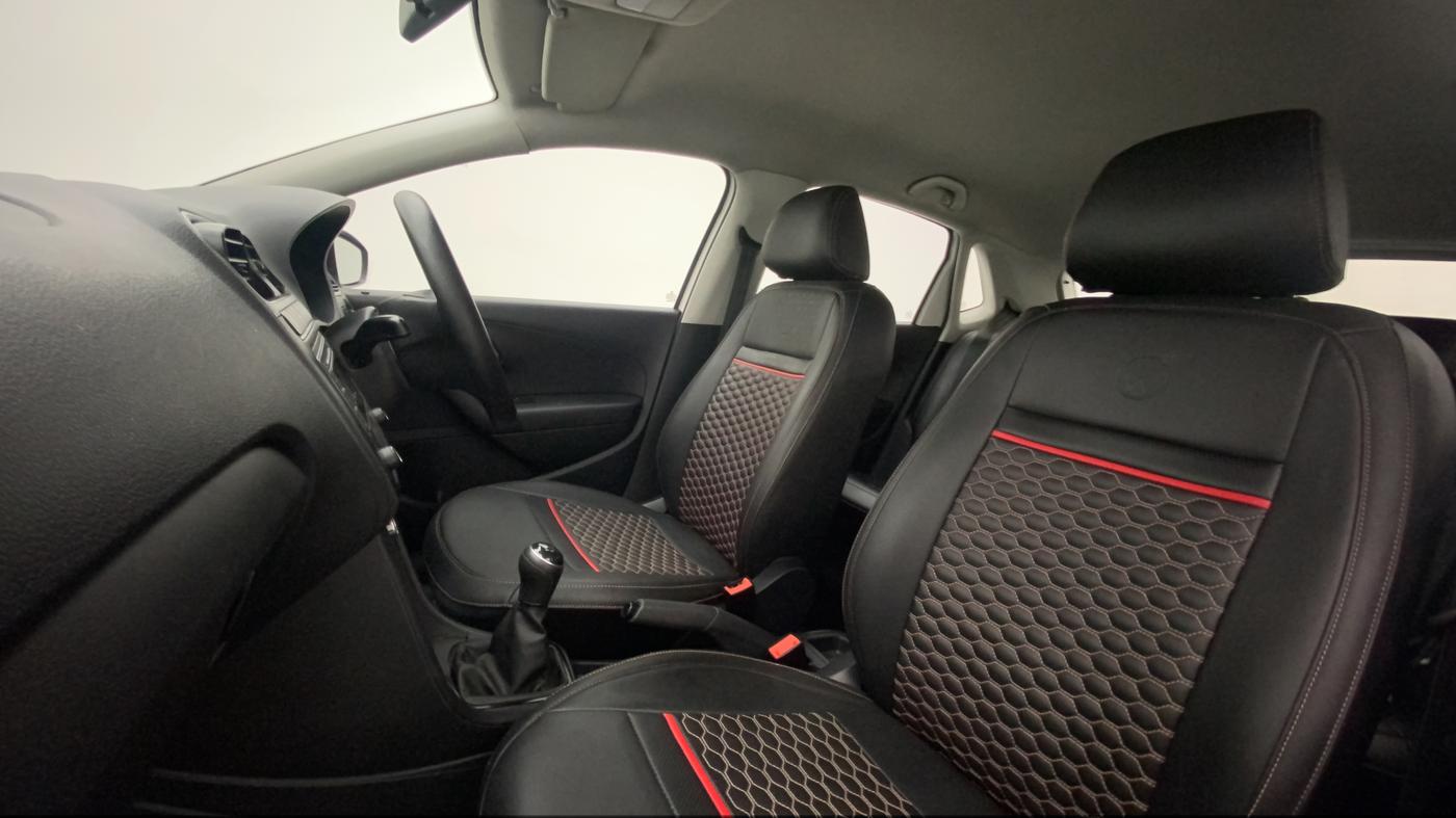 2021 Volkswagen Polo COMFORTLINE 1.0L TSI, Petrol, Manual, 47,415 km, Right Side Front Door Cabin