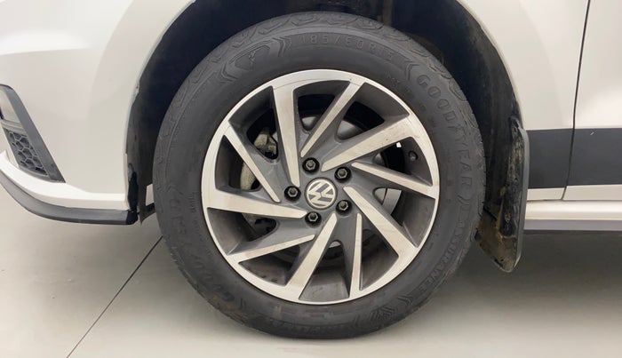 2021 Volkswagen Polo COMFORTLINE 1.0L TSI, Petrol, Manual, 47,415 km, Left Front Wheel