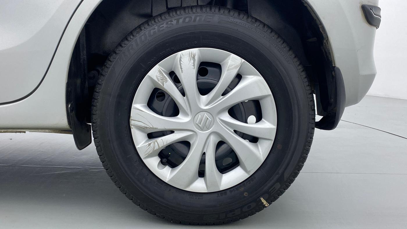 2021 Maruti Swift VXI D, Petrol, Manual, 8,807 km, Left Rear Wheel