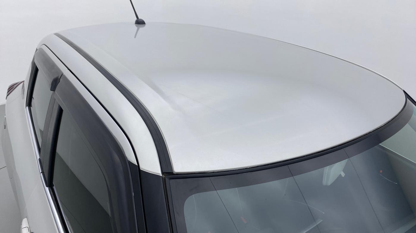 2021 Maruti Swift VXI D, Petrol, Manual, 8,807 km, Roof