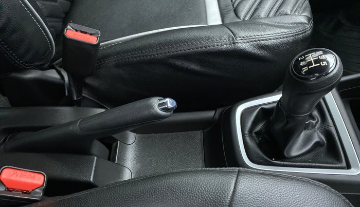 2021 Maruti Swift VXI D, Petrol, Manual, 8,807 km, Gear Lever