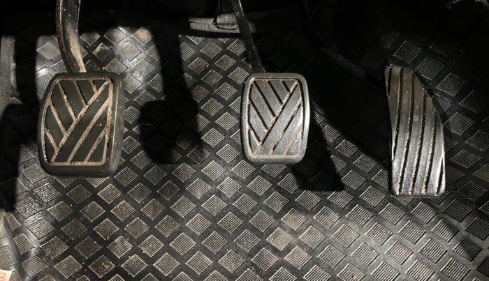 2014 Maruti Wagon R 1.0 VXI, Petrol, Manual, 22,960 km, Pedals