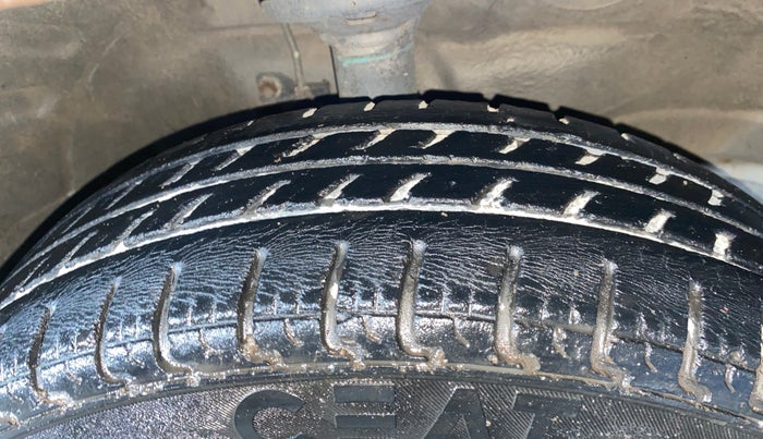 2014 Maruti Wagon R 1.0 VXI, Petrol, Manual, 22,960 km, Right Front Tyre Tread