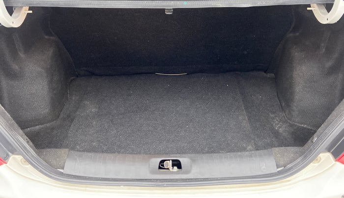 2017 Maruti Swift Dzire VXI, Petrol, Manual, 28,249 km, Boot Inside