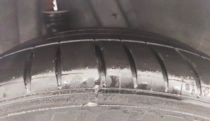 2019 Hyundai Verna 1.6 VTVT SX O, Petrol, Manual, 78,609 km, Right Rear Tyre Tread