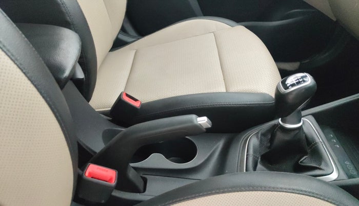 2019 Hyundai Verna 1.6 VTVT SX O, Petrol, Manual, 78,609 km, Gear Lever