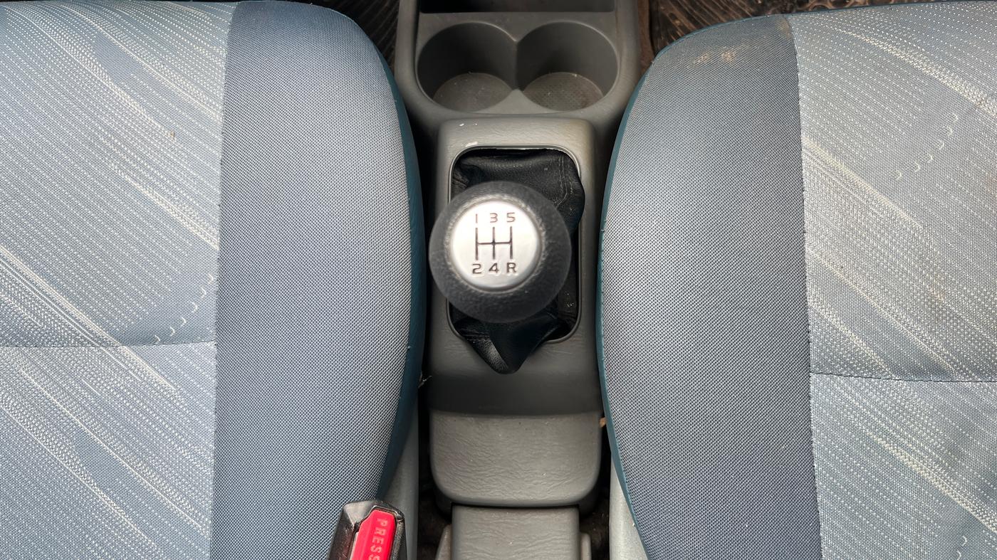 2013 Maruti Alto K10 VXI, Petrol, Manual, 45,404 km, Gear Lever