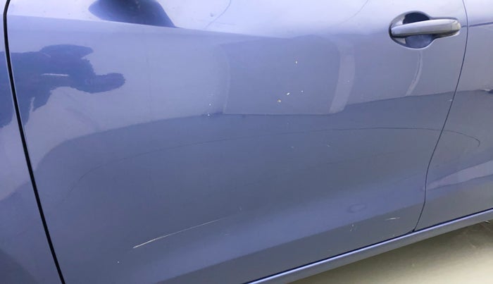 2017 Maruti Dzire VXI, Petrol, Manual, 90,390 km, Front passenger door - Minor scratches