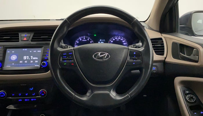 2017 Hyundai Elite i20 ASTA 1.2 (O), Petrol, Manual, 37,006 km, Steering Wheel Close Up