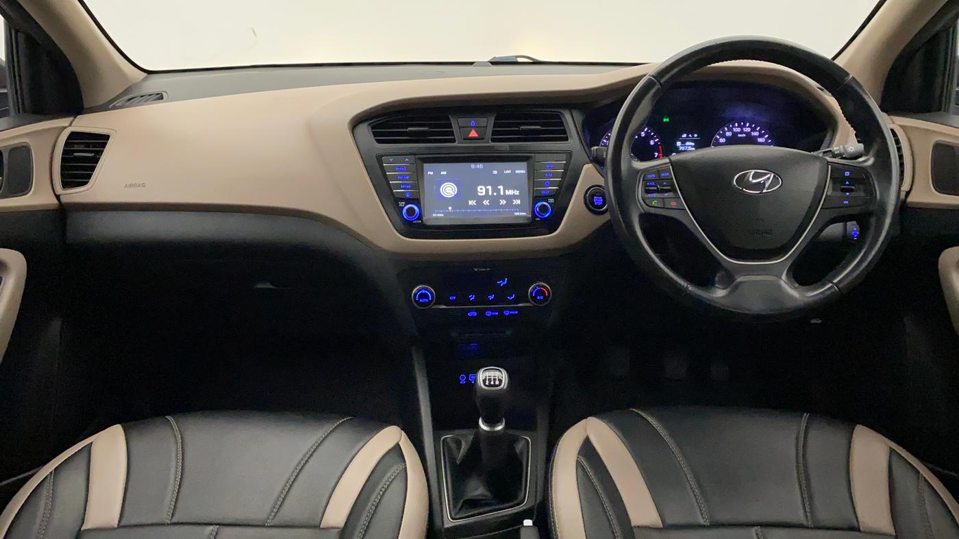 2017 Hyundai Elite i20 ASTA 1.2 (O), Petrol, Manual, 37,006 km, Dashboard