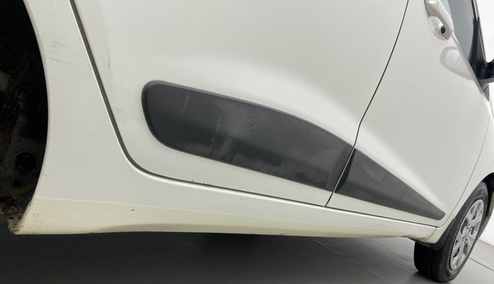 2015 Hyundai Grand i10 SPORTZ 1.2 KAPPA VTVT, Petrol, Manual, 60,794 km, Right running board - Slightly dented