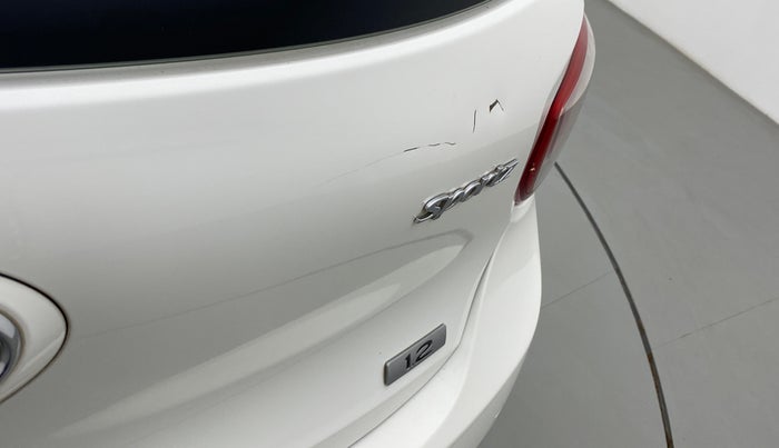 2015 Hyundai Grand i10 SPORTZ 1.2 KAPPA VTVT, Petrol, Manual, 60,794 km, Dicky (Boot door) - Minor scratches
