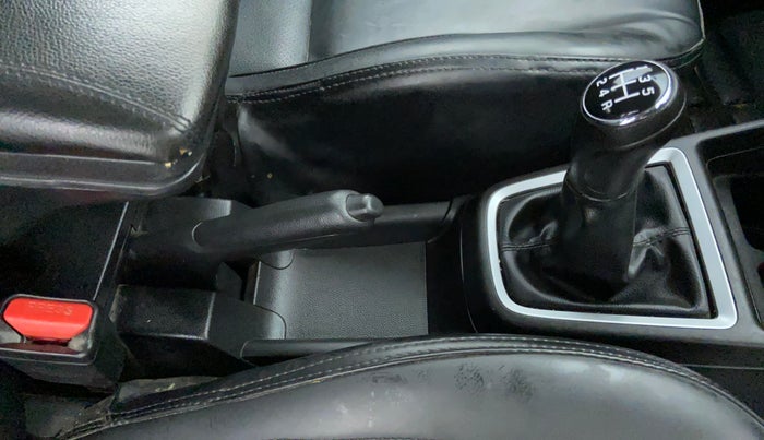 2020 Maruti Swift LXI, Petrol, Manual, 29,737 km, Gear Lever