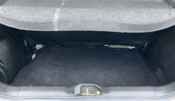 2020 Maruti Swift LXI, Petrol, Manual, 29,737 km, Boot Inside