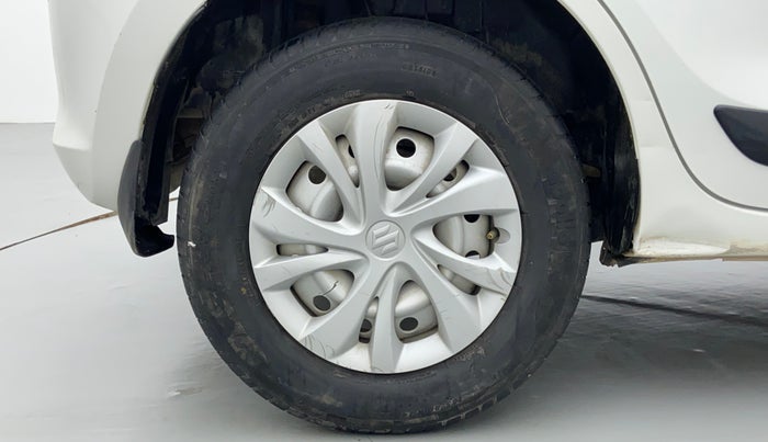 2020 Maruti Swift LXI, Petrol, Manual, 29,737 km, Right Rear Wheel