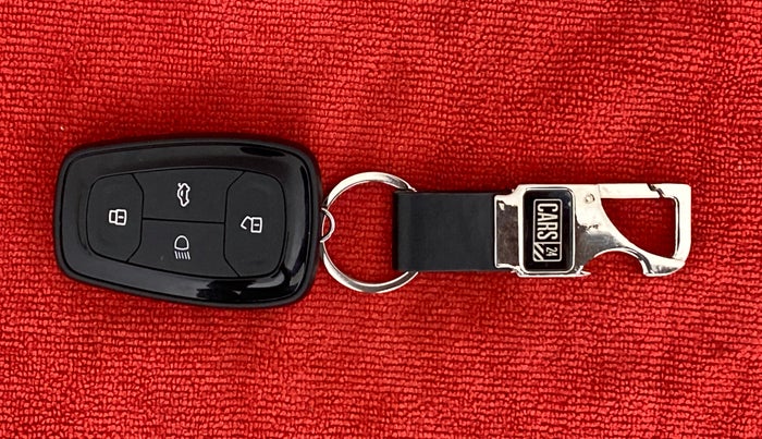 2021 Tata Safari XT+2.0 KRYOTEC, Diesel, Manual, 15,959 km, Key Close Up