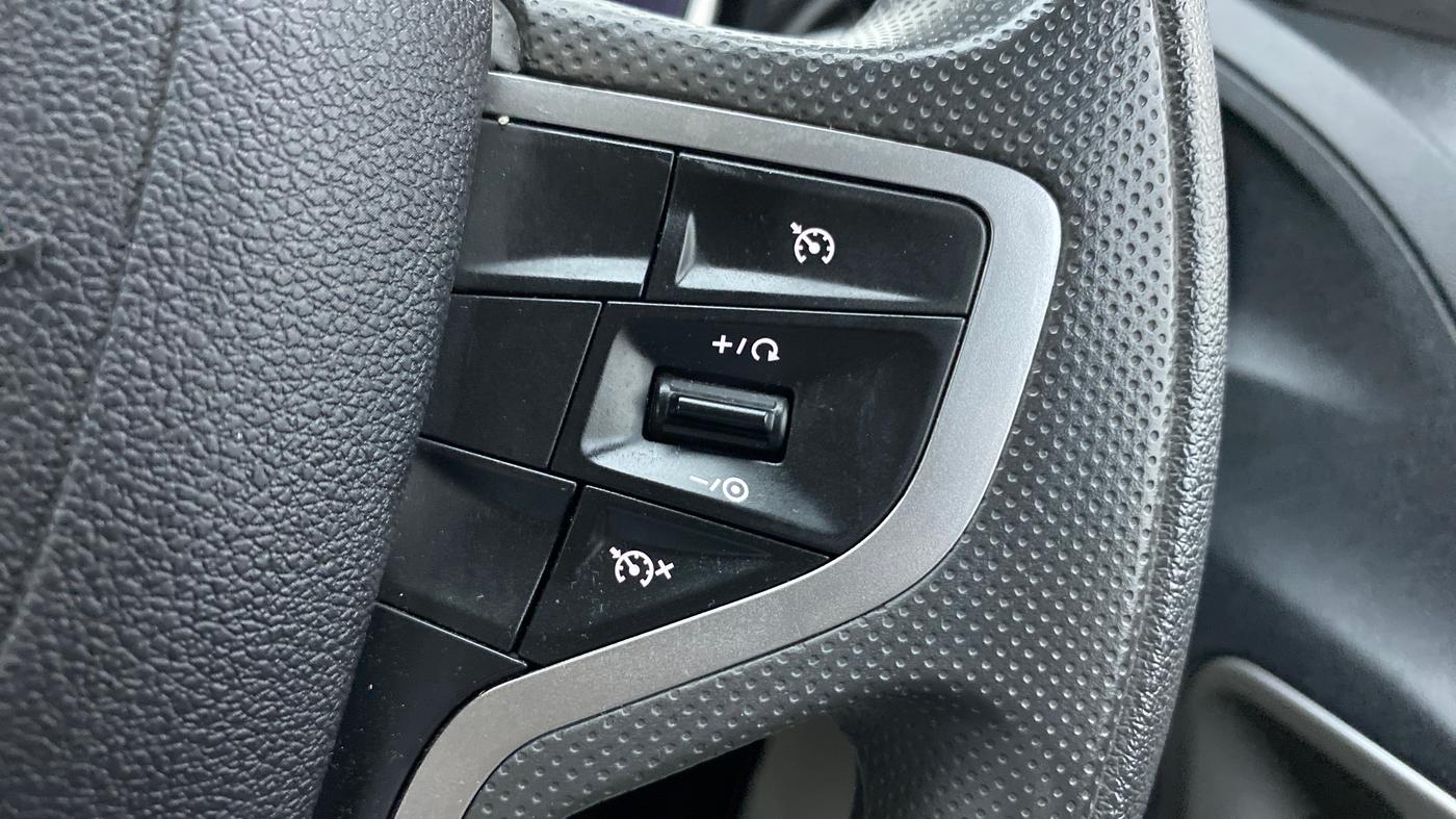 2021 Tata Safari XT+2.0 KRYOTEC, Diesel, Manual, 15,959 km, Adaptive Cruise Control