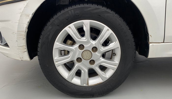 2018 Tata Tiago XZ PETROL, CNG, Manual, 79,688 km, Left Front Wheel