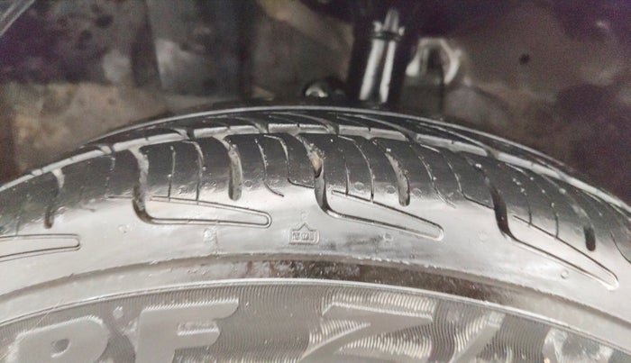 2019 Honda Amaze 1.2L I-VTEC S, Petrol, Manual, 1,02,175 km, Left Front Tyre Tread