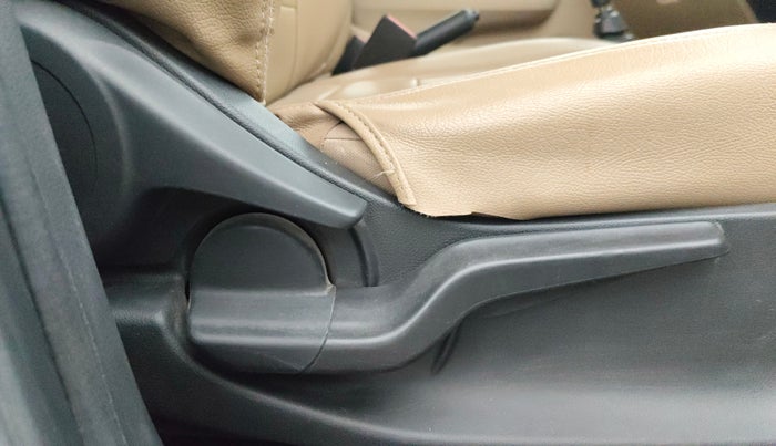 2019 Honda Amaze 1.2L I-VTEC S, Petrol, Manual, 1,02,175 km, Driver Side Adjustment Panel