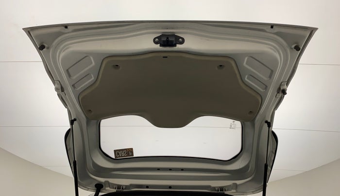 2019 Renault TRIBER RXL MT, Petrol, Manual, 50,945 km, Boot Door Open