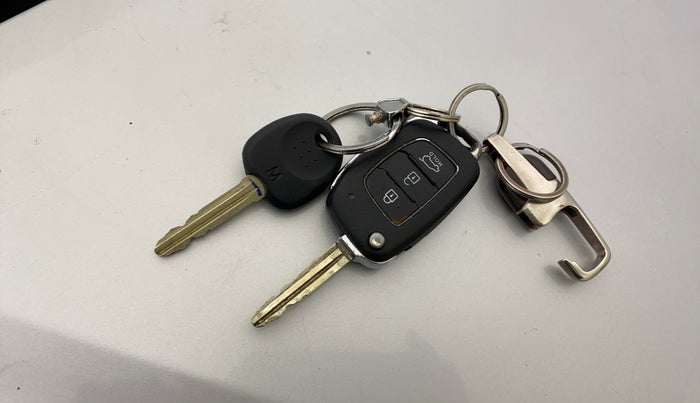 2018 Hyundai Elite i20 SPORTZ 1.2, CNG, Manual, 47,714 km, Key Close Up