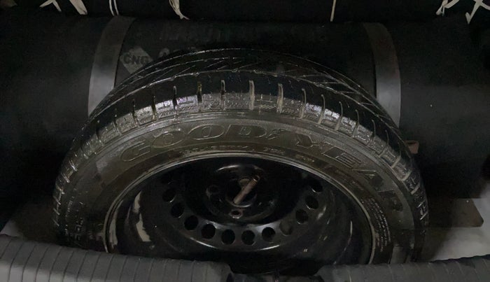 2018 Hyundai Grand i10 SPORTZ 1.2 KAPPA VTVT, CNG, Manual, 44,362 km, Spare Tyre