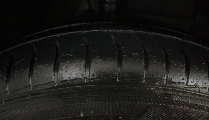 2018 Hyundai NEW SANTRO SPORTZ AMT, Petrol, Automatic, 24,506 km, Right Front Tyre Tread