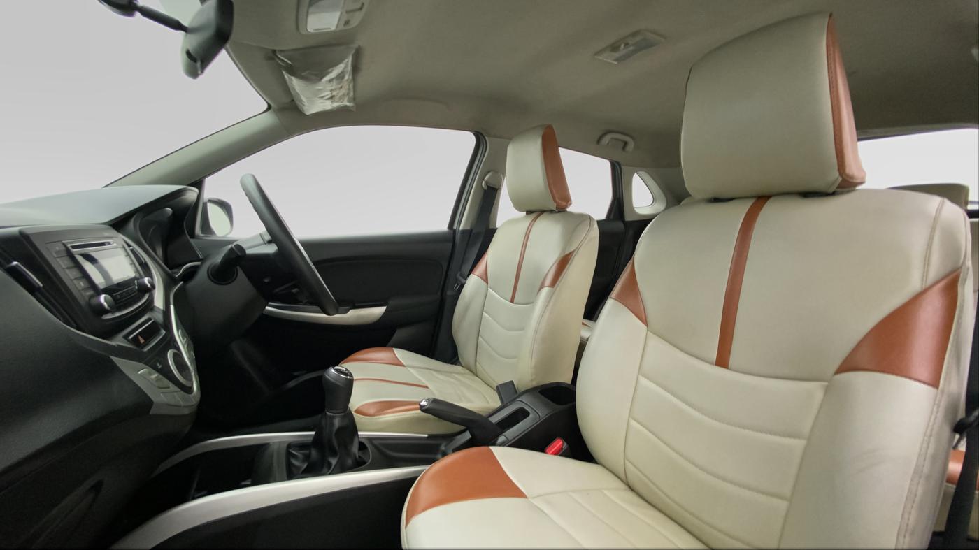 2016 Maruti Baleno DELTA PETROL 1.2, Petrol, Manual, 33,099 km, Right Side Front Door Cabin