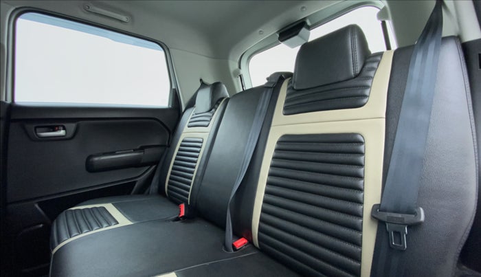 2019 Maruti New Wagon-R VXI 1.0, Petrol, Manual, 21,417 km, Right Side Rear Door Cabin