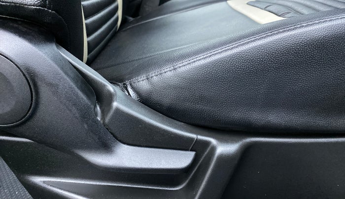 2019 Maruti New Wagon-R VXI 1.0, Petrol, Manual, 21,417 km, Driver Side Adjustment Panel