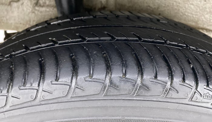 2019 Maruti New Wagon-R VXI 1.0, Petrol, Manual, 21,417 km, Right Rear Tyre Tread