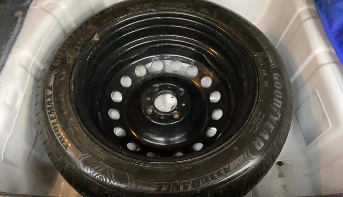 2020 Tata NEXON XM PETROL, Petrol, Manual, 70,532 km, Spare Tyre