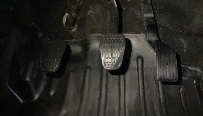 2020 Tata NEXON XM PETROL, Petrol, Manual, 70,532 km, Pedals