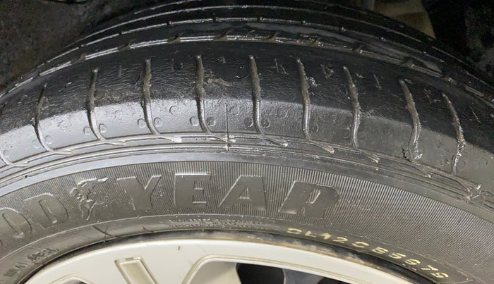 2020 Tata NEXON XM PETROL, Petrol, Manual, 70,532 km, Left Rear Tyre Tread