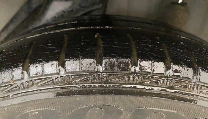 2012 Honda Brio S MT, Petrol, Manual, 55,009 km, Left Rear Tyre Tread