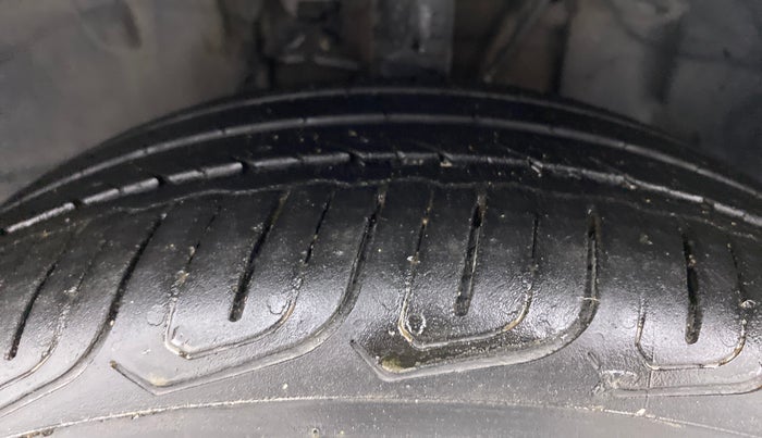 2021 Tata ALTROZ XZ DIESEL, Diesel, Manual, 46,762 km, Left Front Tyre Tread