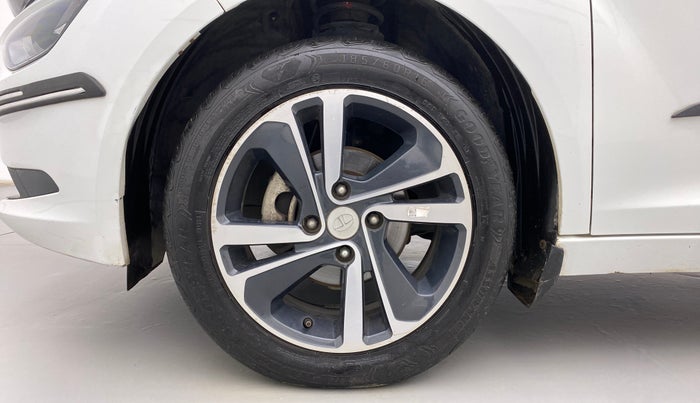 2021 Tata ALTROZ XZ DIESEL, Diesel, Manual, 46,762 km, Left Front Wheel