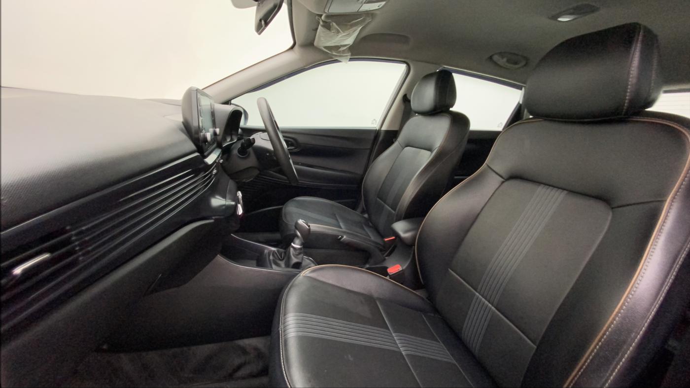 2021 Hyundai NEW I20 SPORTZ 1.0T GDI IMT, Petrol, Manual, 33,944 km, Right Side Front Door Cabin