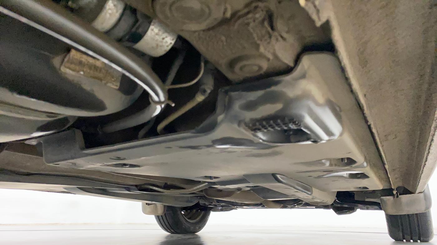 2015 Volkswagen Vento COMFORTLINE TSI AT PETROL, Petrol, Automatic, 72,679 km, Right Side Underbody