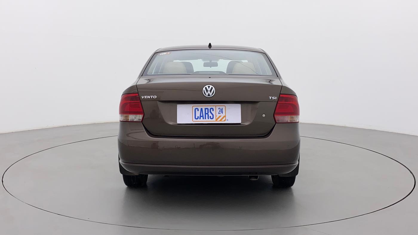 2015 Volkswagen Vento COMFORTLINE TSI AT PETROL, Petrol, Automatic, 72,679 km, Back/Rear