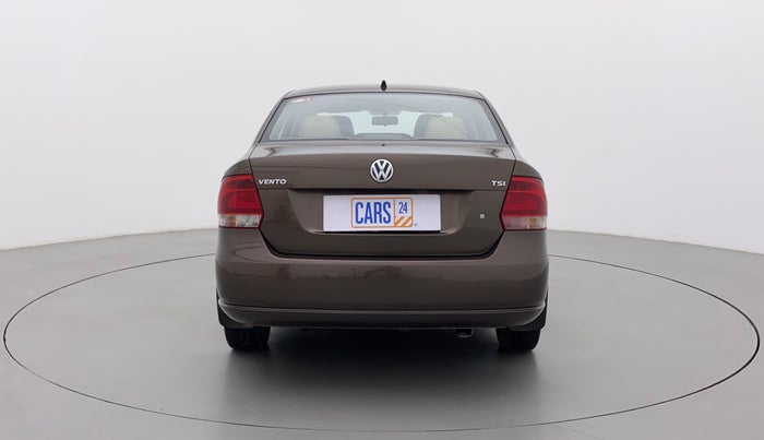 2015 Volkswagen Vento COMFORTLINE TSI AT PETROL, Petrol, Automatic, 72,679 km, Back/Rear