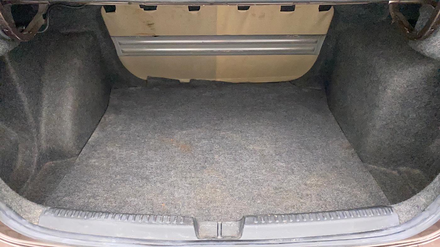 2015 Volkswagen Vento COMFORTLINE TSI AT PETROL, Petrol, Automatic, 72,679 km, Boot Inside