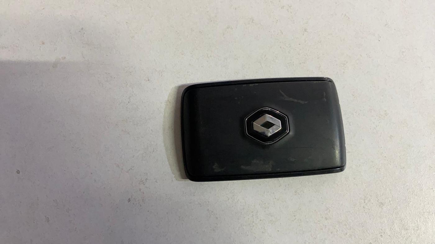 2021 Renault TRIBER RXZ, CNG, Manual, 48,940 km, Key Close Up