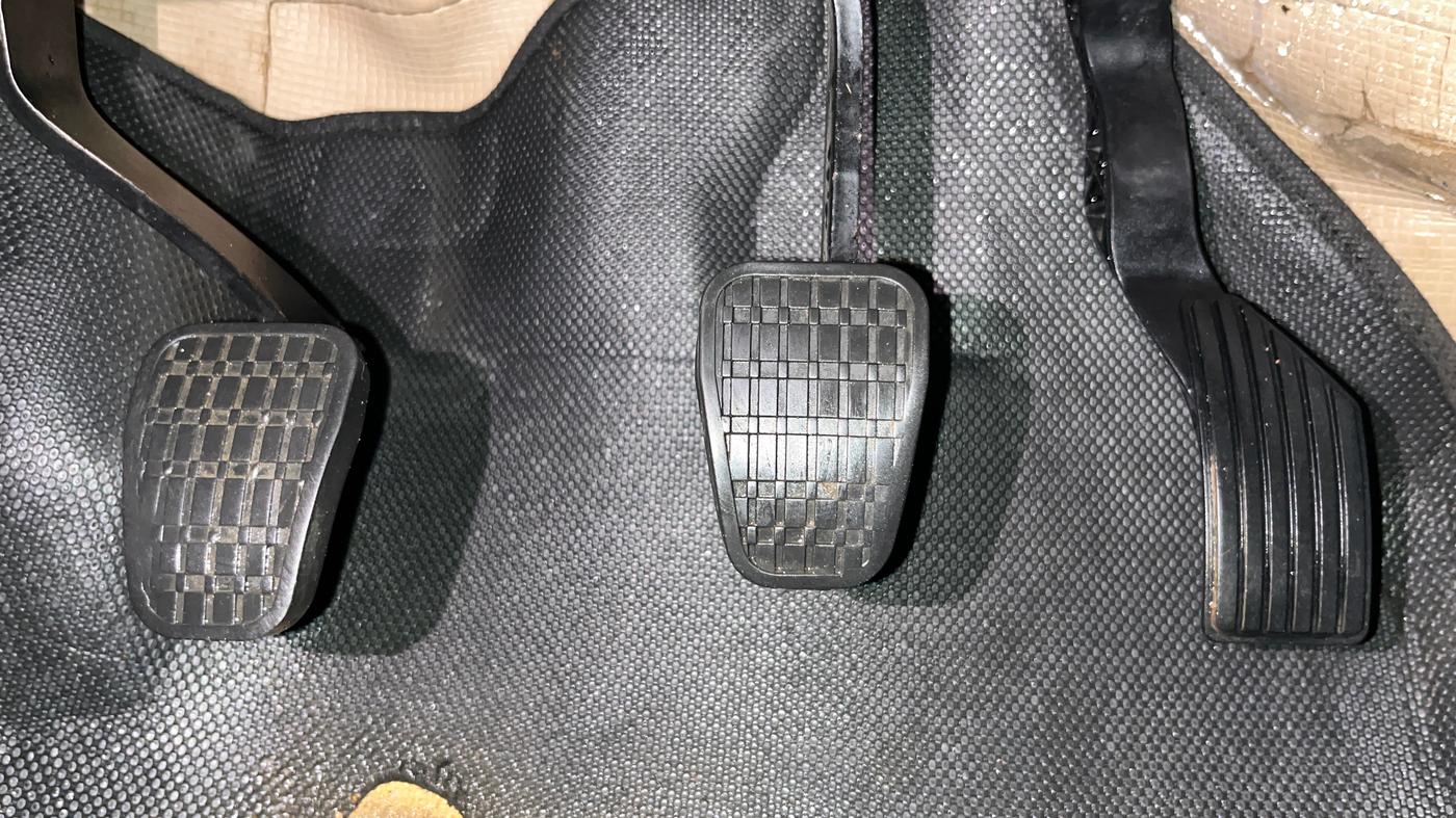 2017 Tata NEXON XZ PLUS PETROL, Petrol, Manual, 58,960 km, Pedals