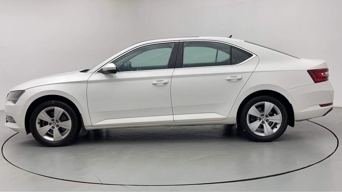 2016 Skoda Superb STYLE 1.8 TSI AT, Petrol, Automatic, 50,577 km, Left Side