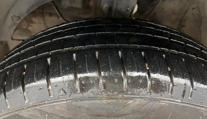 2019 Maruti Baleno ZETA PETROL 1.2, Petrol, Manual, 79,314 km, Left Front Tyre Tread